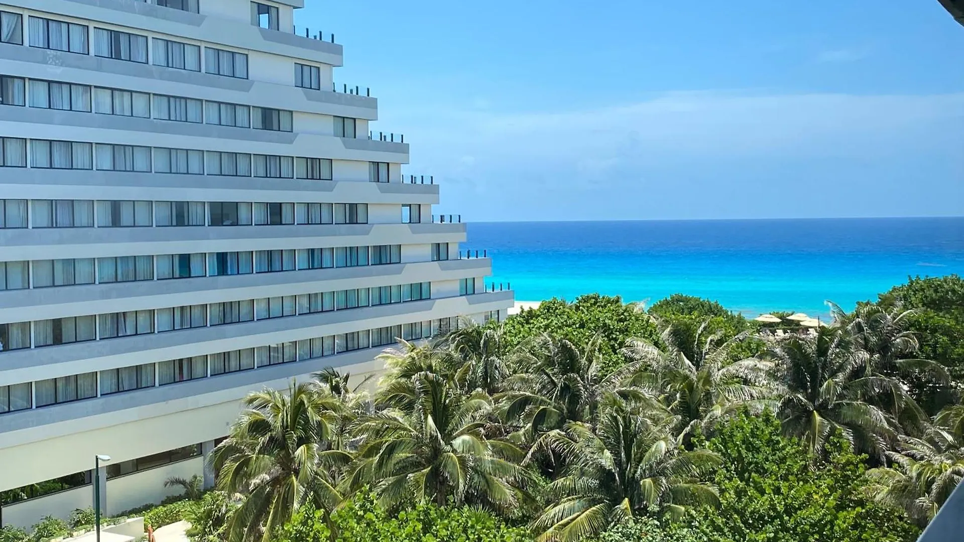 Condo In Ocean Front Resort Cancún 3*,