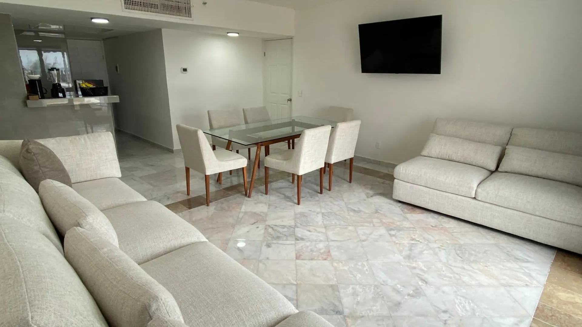 *** Apartmanhotel Condo In Ocean Front Resort Cancún Mexikó