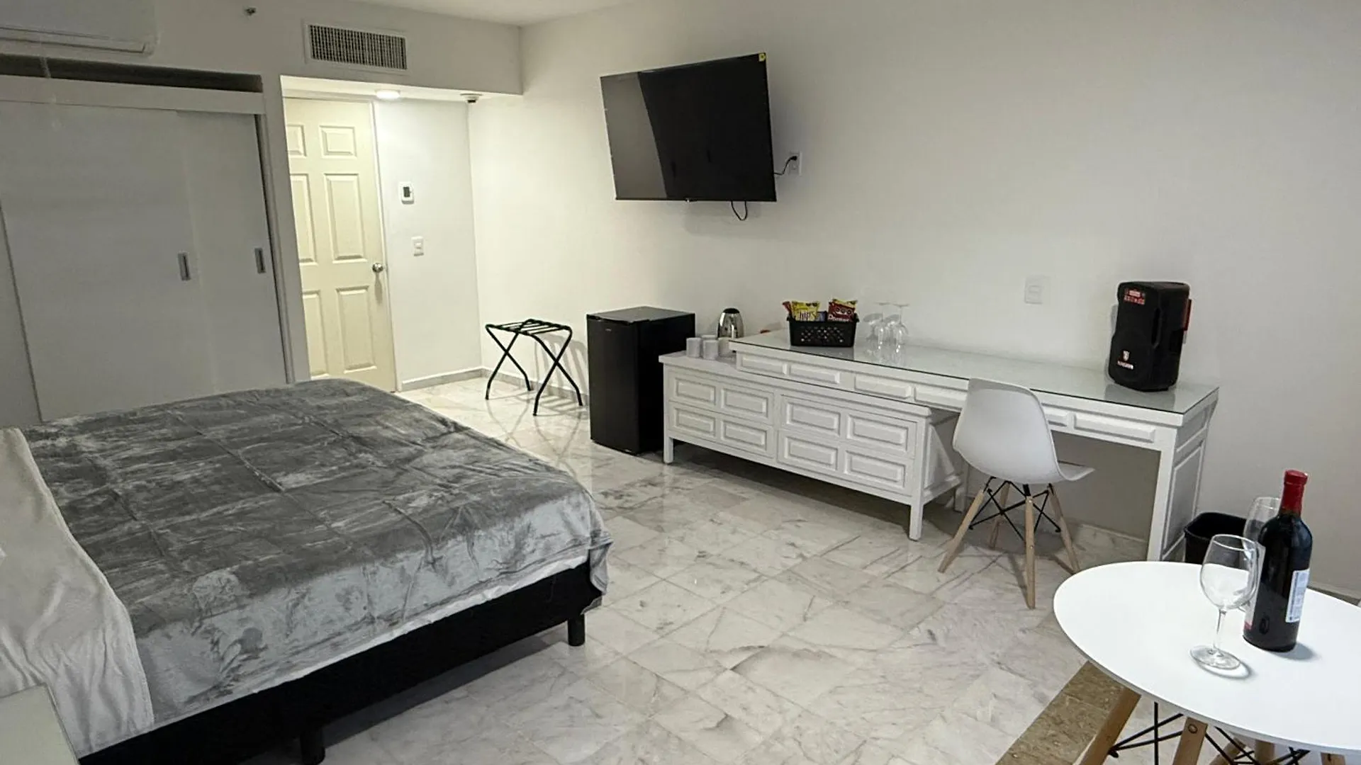 Condo In Ocean Front Resort Cancún Apartmanhotel